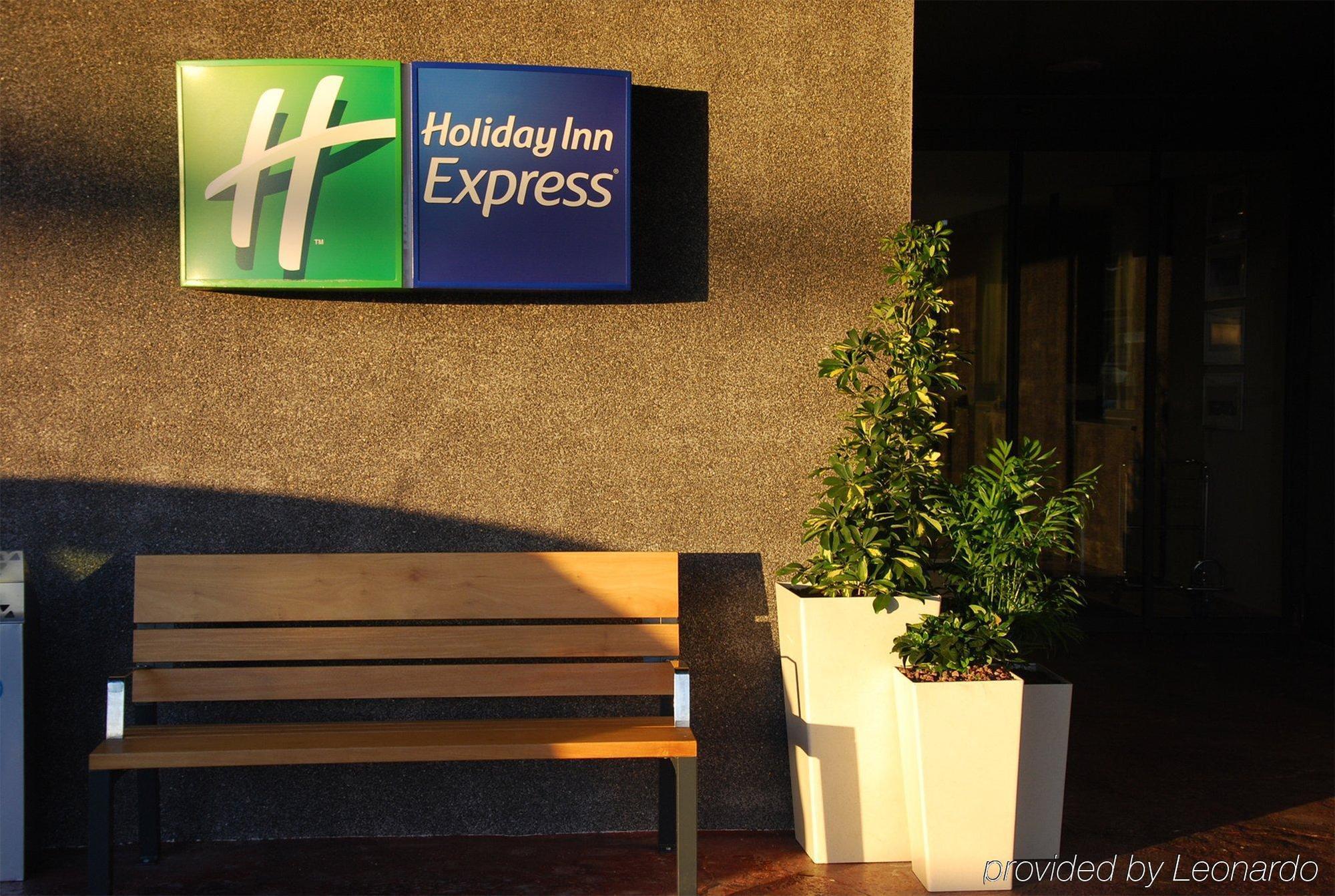 Holiday Inn Express Campo De Gibraltar-Barrios, An Ihg Hotel Los Barrios Exterior foto